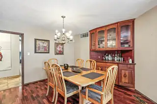 9801 Greenbrier Road NE Dining Room