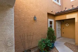 601 Menaul Boulevard NE UNIT 503 Exterior Front