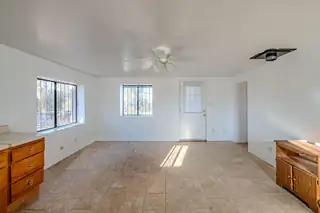 168 CR-101 Exterior Front