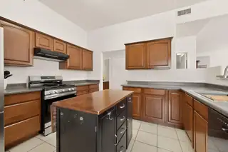 10515 Toledo Street NW Kitchen