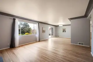 2016 Cagua Drive NE Living Room