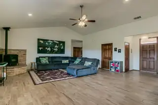 29 Eastside Loop 