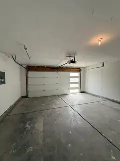 1333 Ojo Feliz Street SW Garage