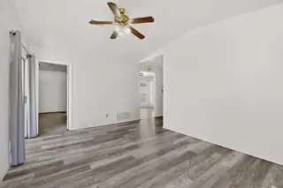 1621 Jane Place NE Bedroom