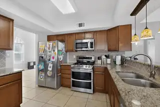 8448 Manuel Cia Place NE Kitchen