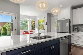 5505 Camino Arbustos NE Kitchen