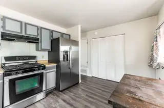 332 Sundt Court NE Kitchen