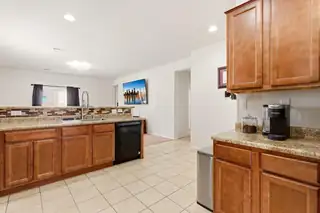 2931 Tierra Dorado Drive SW Kitchen