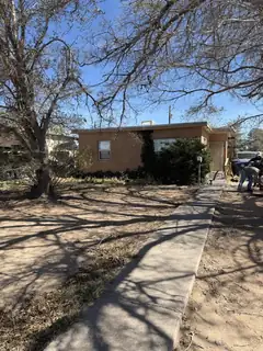 844 Madeira Drive SE, Albuquerque