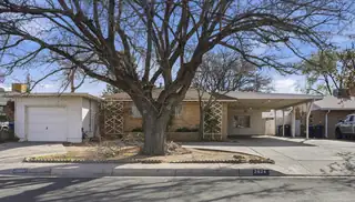 2824 Vermont Street NE, Albuquerque
