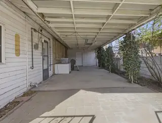 2824 Vermont Street NE Patio