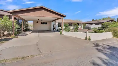 917 Bee Court, Socorro, NM 87801 