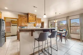 1801 Vista De Colinas Drive SE Kitchen