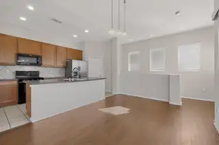 11004 Fort Point Lane NE UNIT C Kitchen