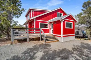 41 Calle Del Media, Tijeras