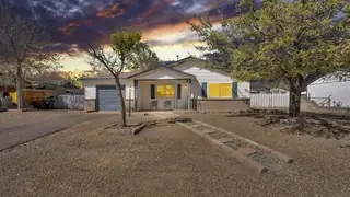 280 Corsica Drive SE, Rio Rancho