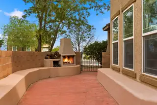 6705 Vista Del Sol Drive NW Patio