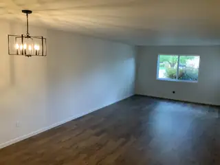 1316 C Grande Boulevard SE APT C Living Room