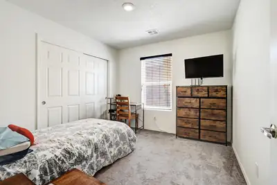 1511 21st Avenue SE, Rio Rancho, NM 87124 Bedroom