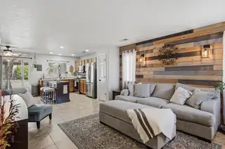 10915 Habanero Way SE Living Room