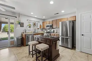 10915 Habanero Way SE Kitchen