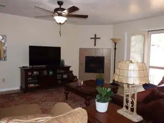 2401 Chelwood Park Boulevard NE B-1 