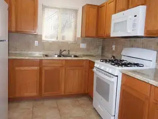 2401 Chelwood Park Boulevard NE B-1 