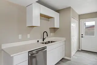 700 Atlantic Road SE Kitchen