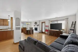 5341 Revi Don Drive NE Living Room