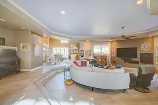 1808 Archuleta Drive NE Living Room