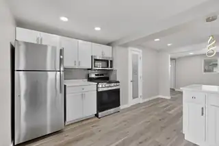 804 Prospect Avenue NW Kitchen