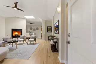 2508 Don Pedro NW Living Room