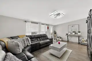 10200 2nd Street NW TRLR 43 Living Room