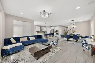 3073 Shannon Lane NE Home Office