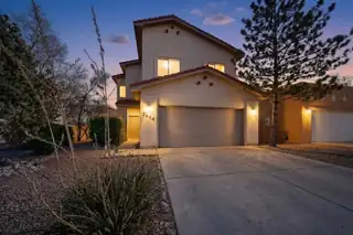 7644 Calle Comodo NE, Albuquerque