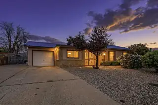 510 Stallion Road SE, Rio Rancho