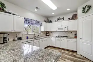 8623 Pine Springs Court NE Kitchen