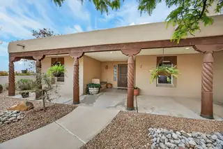2500 Abrazo Road NE 