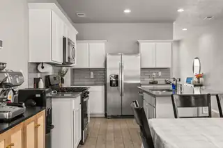 3200 Tazanita Loop SE Kitchen