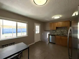 11000 Los Arboles Avenue NE Kitchen