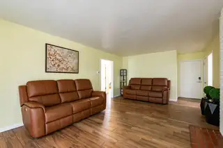 3225 Georgia Street NE 