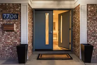 7708 Summer Avenue NE, Albuquerque