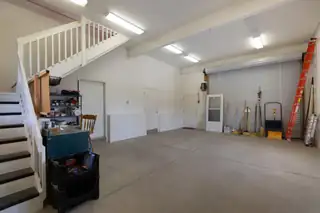 9 Bonita Vista Trail Garage