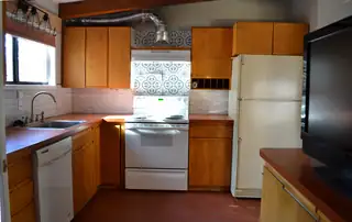 703 Liles Street Living Room