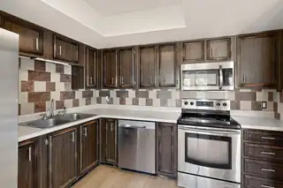 921 Country Club Drive SE APT H Kitchen