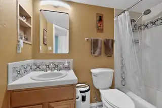 5214 Purcell Drive NE Bedroom