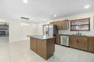 3106 May Circle SE Patio