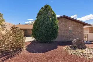 3106 May Circle SE Living Room