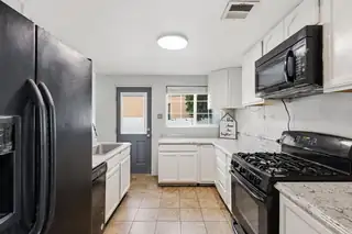 3014 Monroe Street NE Kitchen