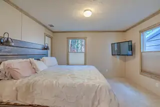 18 Private Drive A & B Bedroom